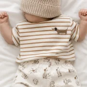 Baby & Kinder Oversize T-Shirt Dackel | Streifenshirt Caramel | Handmade Jersey Shirt Größe 62–116