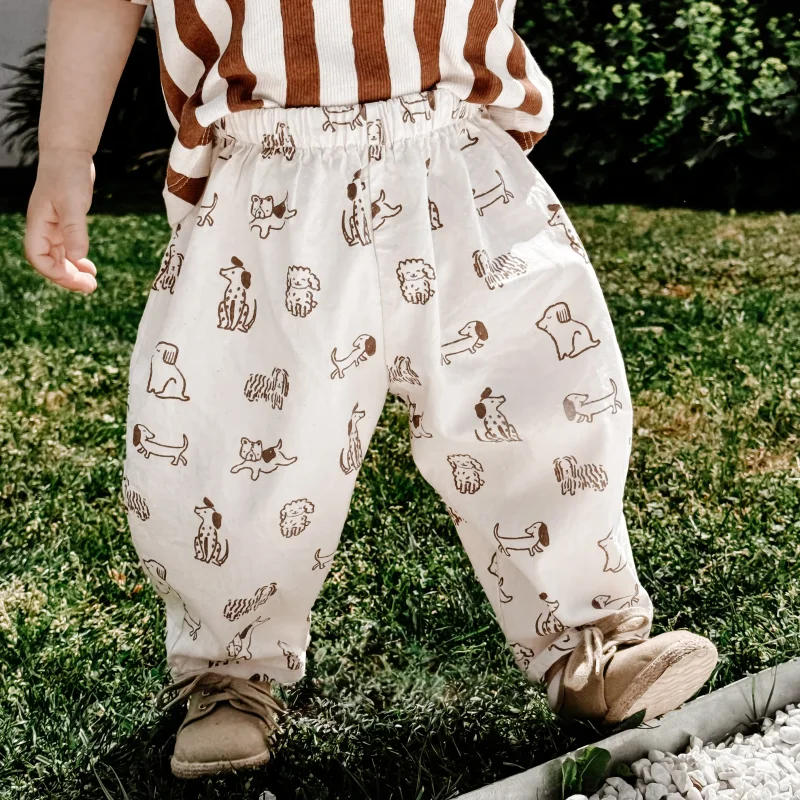 Kinder Barrel Pants aus Bio Baumwolle – Hunde Print | Handgemachte Ballonhose für Babys & Kinder