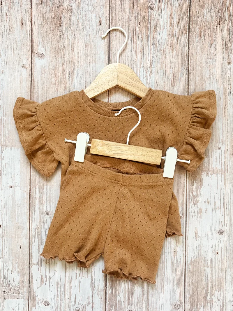 Kinder Volantshirt Pointelle Caramel | Kurzarm | Handmade