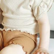 Kinder Volantshirt Pointelle Milk | Kurzarm | Handmade | SOFORTKAUF