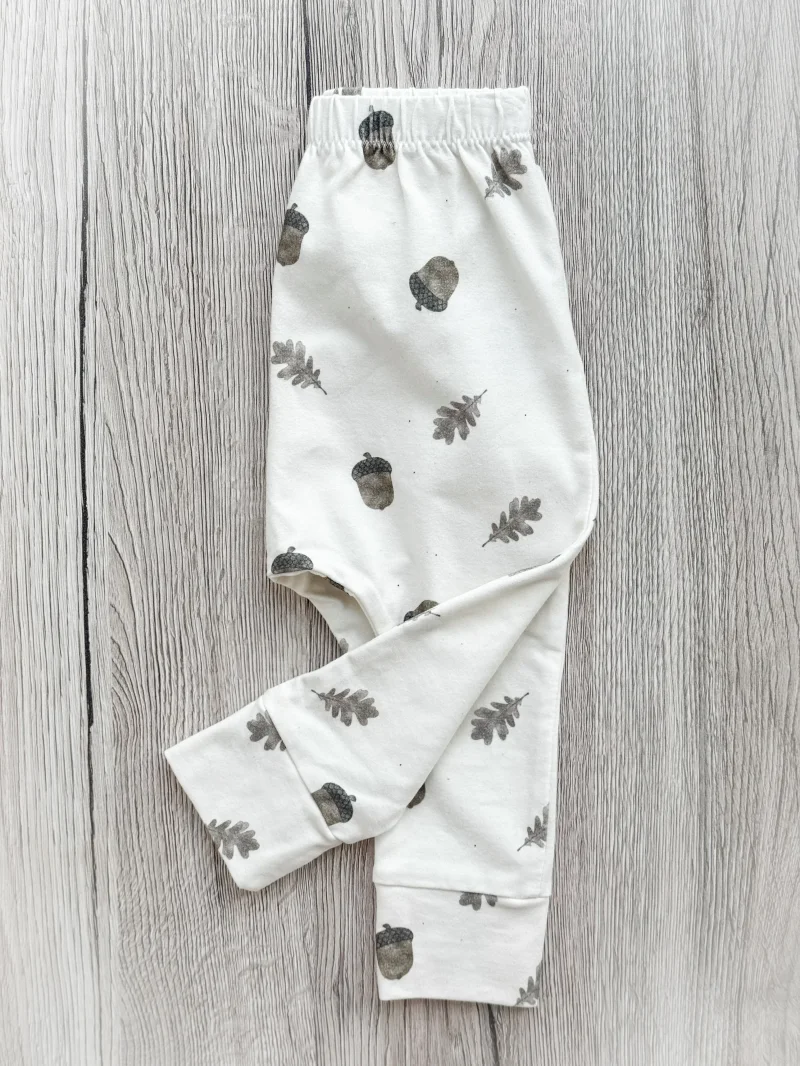Handmade Baby Hose | Slim Pants | Eicheln Creme | Größe 68/74