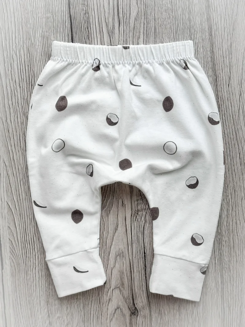 Handmade Baby Hose | Slim Pants | Kokos | Größe 56/62